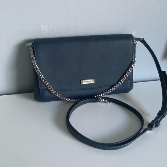 Sold - Katespade Laurel Way Greer Crossbody in Navy - Picture 3 of 9